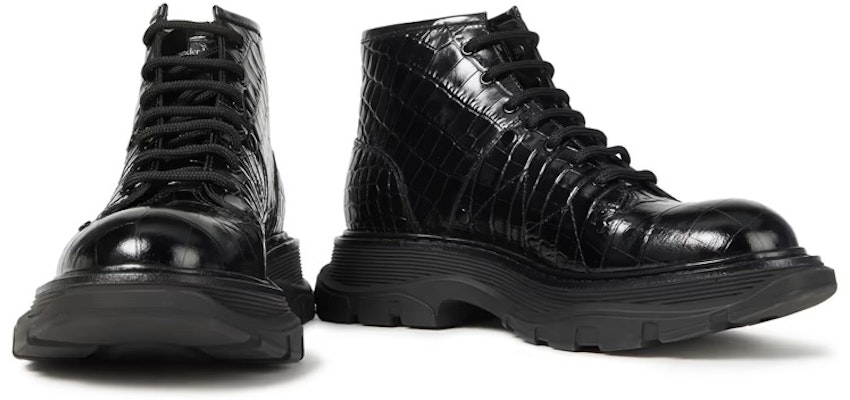 (W) Alexander McQueen Kasut Boot Efek Buaya Hibrid 'Hitam' 633905WHYQ11000 Lookbook (W) Alexander McQueen Kasut Boot Efek Buaya Hibrid 'Hitam' 633905WHYQ11000