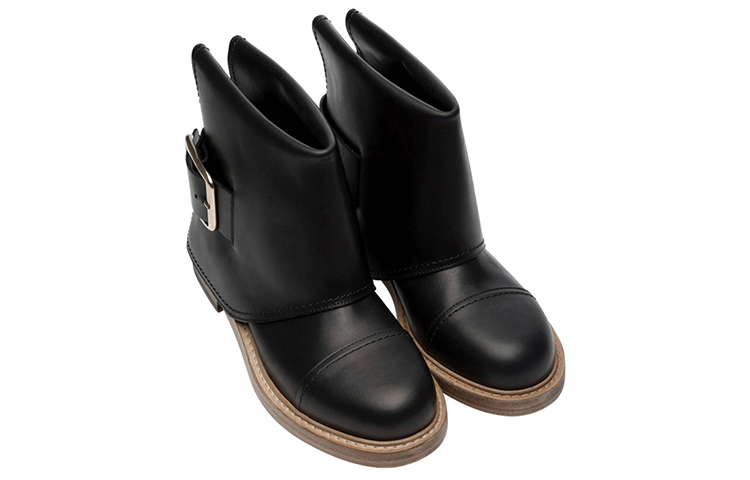 Shop (Women) Alexander McQueen Cuff 'Black Calfskin Buckle' 621834WHXZ91088