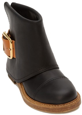 (W) Alexander McQueen Bota Negra 'Botín Negro de Piel de Ternera Curtida Vegetal' 621834WHXZ91980 Lookbook (W) Alexander McQueen Bota Negra 'Botín Negro de Piel de Ternera Curtida Vegetal' 621834WHXZ91980