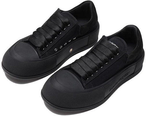 (W) Alexander McQueen Deck Skate Plimsoll Kasut 'Hitam' 697120W4MV71000 Lookbook (W) Alexander McQueen Deck Skate Plimsoll Kasut 'Hitam' 697120W4MV71000