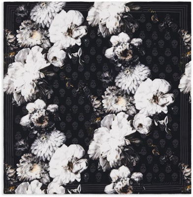 (W) Alexander McQueen 花卉印花真絲圍巾 多色款 7802043001Q1078 Buy (W) Alexander McQueen 花卉印花真絲圍巾 多色款 7802043001Q1078