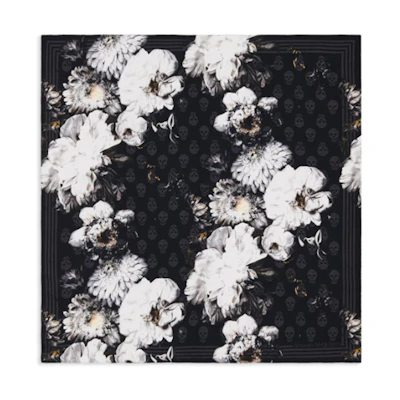 (Women) Alexander McQueen Floral Print Silk Scarf Multicolor. 7802043001Q1078