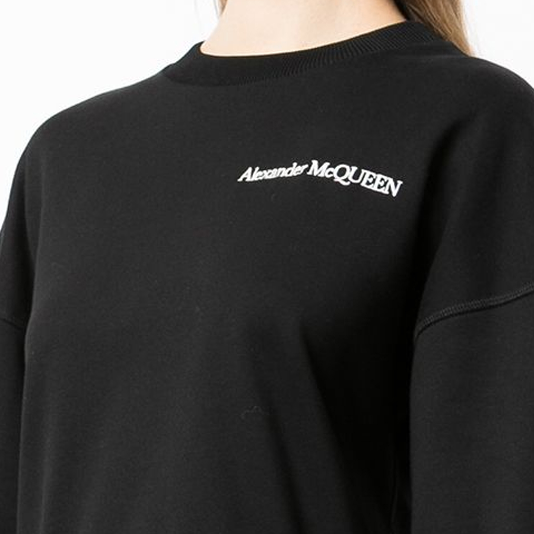 Details for (W) 亚历山大·麦昆 FW21 固定标志黑色套头卫衣 676975-QLABG-1000