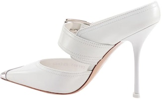 (W) 알렉산더 맥퀸 화이트 버클 힐 709992WHSWD9359 Lookbook (W) 알렉산더 맥퀸 화이트 버클 힐 709992WHSWD9359