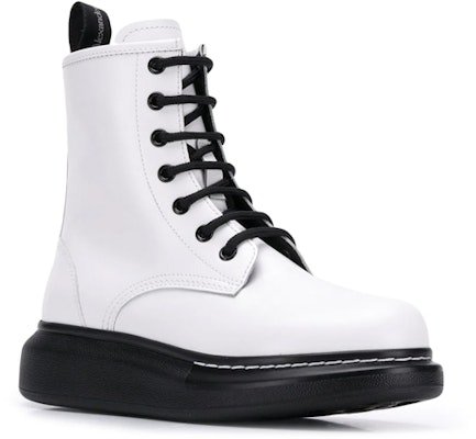 (W) Bota Alexander McQueen Hybrid con Cordones 'Blanco Negro' 586394-WHX51-9061 Lookbook (W) Bota Alexander McQueen Hybrid con Cordones 'Blanco Negro' 586394-WHX51-9061