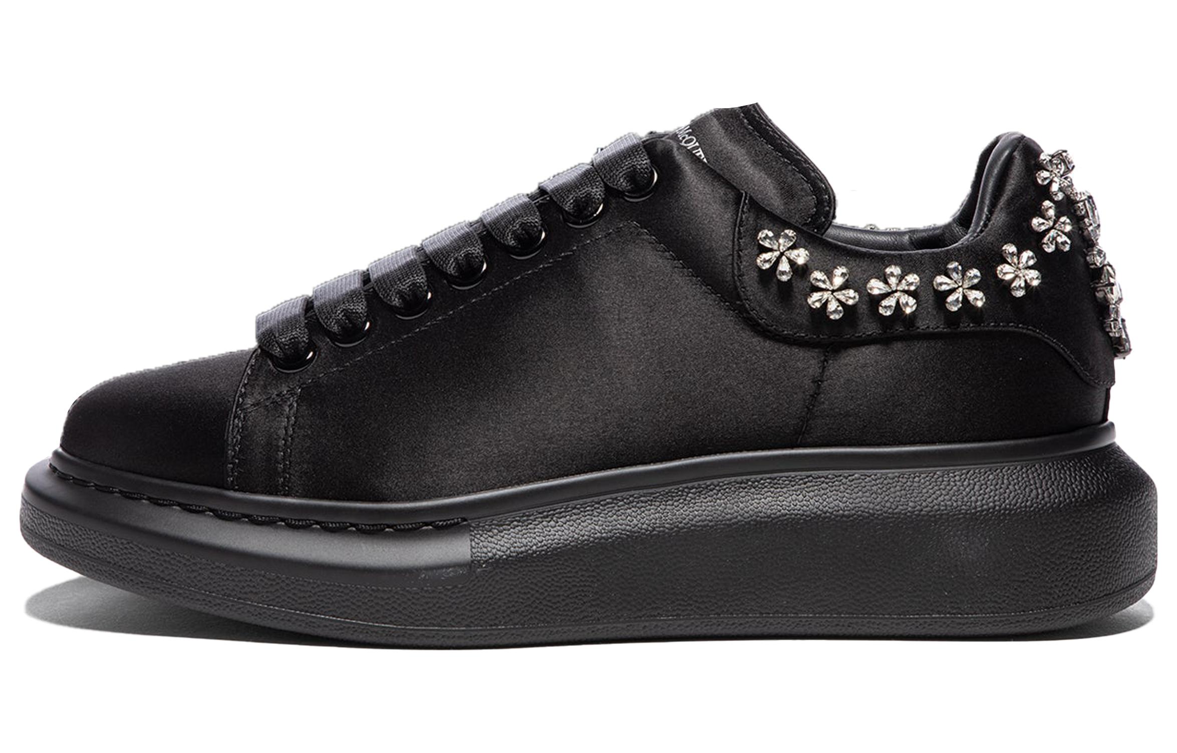 (Women) Alexander McQueen Larry Oversize Sneakers 'Black Silver' 701166W4SBA1081