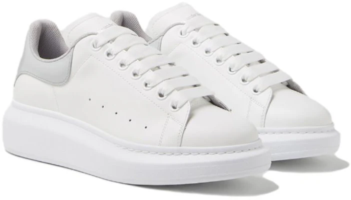 (W) アレキサンダー・マックイーン ラリー オーバーサイズ スニーカー (ホワイト/グレー) 697101WIBND9766 Lookbook (W) アレキサンダー・マックイーン ラリー オーバーサイズ スニーカー (ホワイト/グレー) 697101WIBND9766