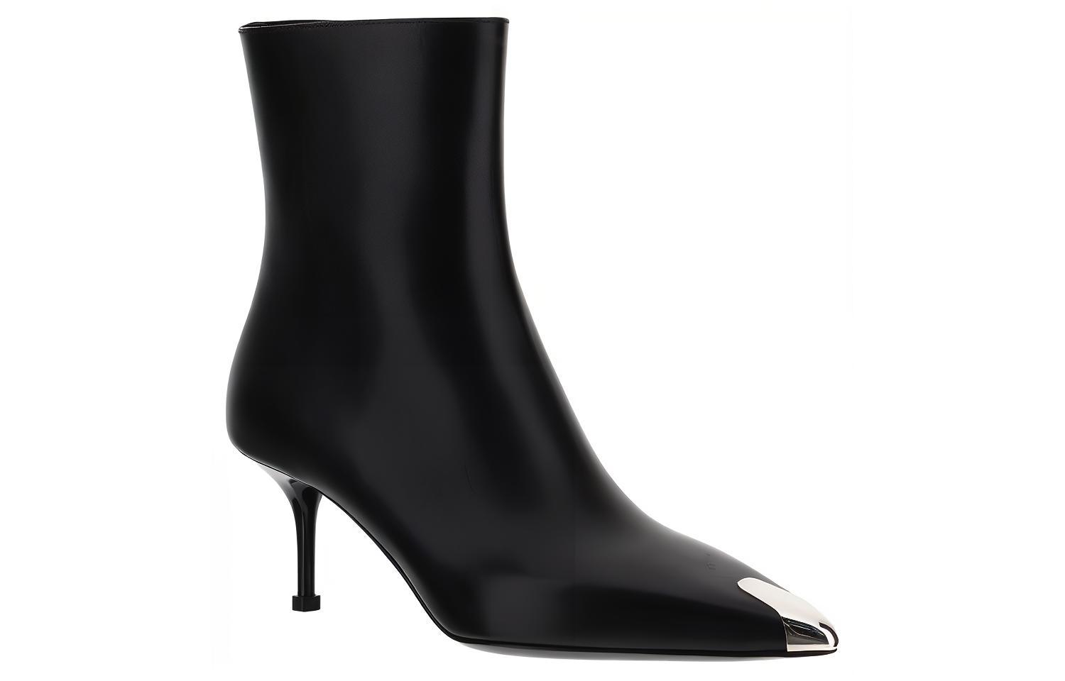 Lookbook (W) Alexander McQueen Sepatu Boot Kulit Pendek 'Fashion Black' 719531WHSWD1081