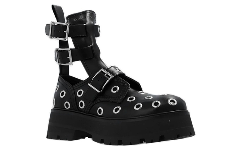 Order (W) Alexander McQueen Sepatu Boot Kulit Lace-Detail 'Hitam' 733046WIC781081