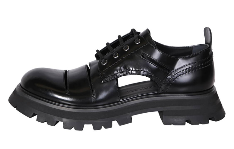 (W) Alexander McQueen Leather Low-Top Sneakers 'Black'