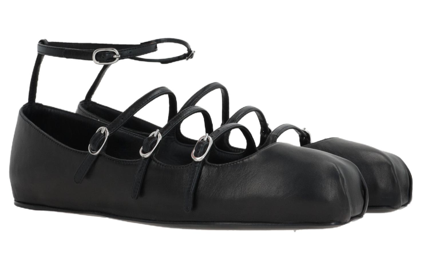 Lookbook (W) アレキサンダー・マックイーン　黒革ローカット
(Arekisandā Makkuīn Kurokawa Rōkatto) 780745WIEN51000