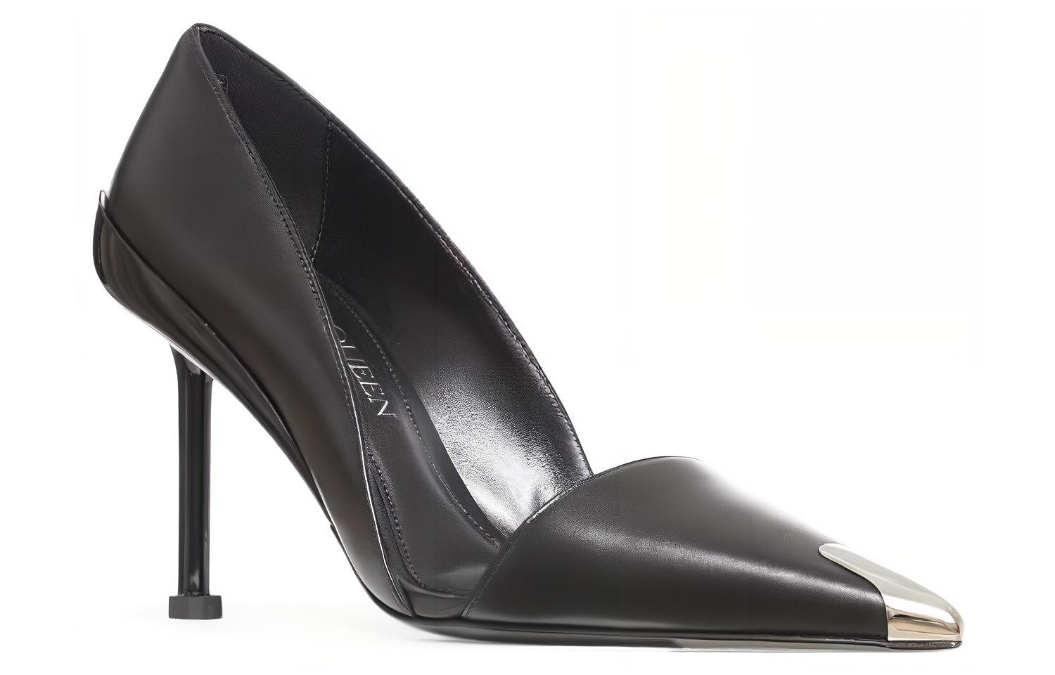 Lookbook (W) 亚历山大麦昆黑色尖头防滑耐磨舒适百搭高跟鞋。 768104WIEA31081