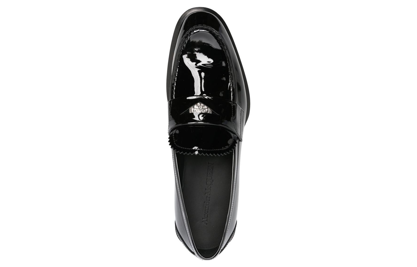 Purchase (W) Alexander McQueen Sneaker in Pelle ''Nero'' 705086WID231081