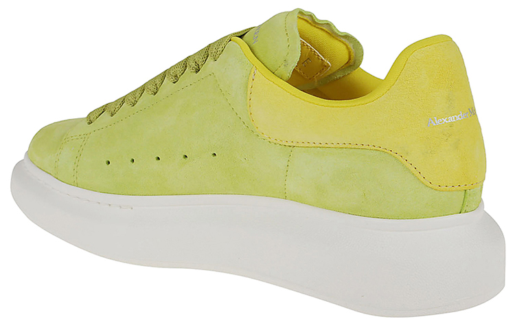 Lookbook (W) Alexander McQueen Ledersneaker ''Grüne Mode'' 650792WIA5L7089