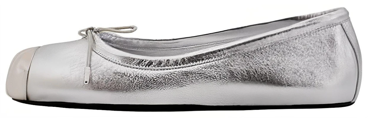 (W) Sneaker en Cuir Alexander McQueen ''Argent'' 780709WIF148100 Buy (W) Sneaker en Cuir Alexander McQueen ''Argent'' 780709WIF148100