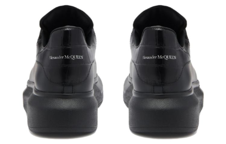 Shop (Women) Alexander McQueen Oversized Triple 'Black' 718233WIEE61000