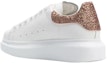 Lookbook (W) 亚历山大·麦昆白金亮片低帮运动鞋 543876WHTQ39094