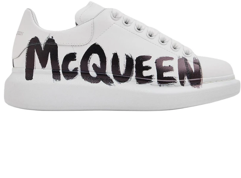 (W) Alexander McQueen Oversized Sneaker Graffiti Wit Zwart 698614WIBNK9061 Lookbook (W) Alexander McQueen Oversized Sneaker Graffiti Wit Zwart 698614WIBNK9061