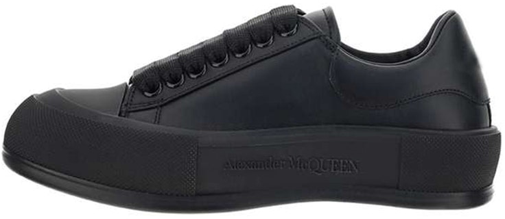 women-alexander-mc-queen-oversized-sneaker-black-leather-667245-wiab-61000