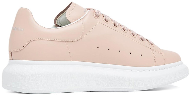 亞歷山大·麥昆(Alexander McQueen)超大款皮革圓頭綁帶時尚板鞋 女款 粉色 Shop 亞歷山大·麥昆(Alexander McQueen)超大款皮革圓頭綁帶時尚板鞋 女款 粉色