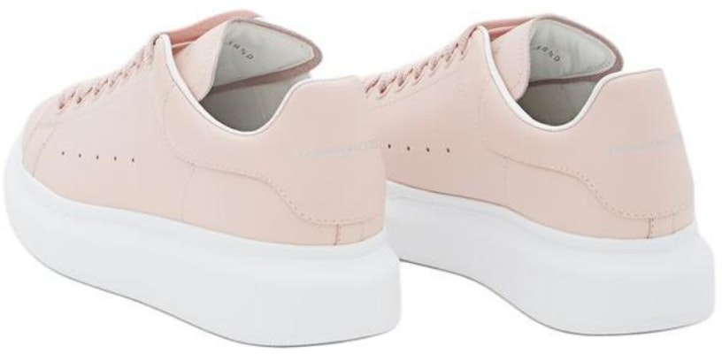 亞歷山大·麥昆(Alexander McQueen)超大款皮革圓頭綁帶時尚板鞋 女款 粉色 Purchase 亞歷山大·麥昆(Alexander McQueen)超大款皮革圓頭綁帶時尚板鞋 女款 粉色