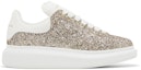 Buy (W) Alexander McQueen Oversized Sneaker 'Calico Glitter' dalam Warna Berkilauan. 736296-W4VJ1-2228