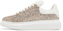 Lookbook (W) Alexander McQueen Oversized Sneaker 'Calico Glitter' dalam Warna Berkilauan. 736296-W4VJ1-2228