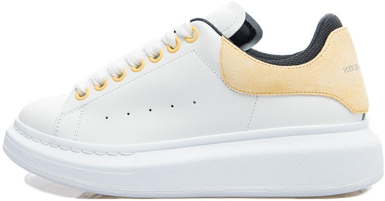 (W) 알렉산더 맥퀸 오버사이즈 스니커즈 (화이트 크림) 697103-WICYA-8808 Buy (W) 알렉산더 맥퀸 오버사이즈 스니커즈 (화이트 크림) 697103-WICYA-8808