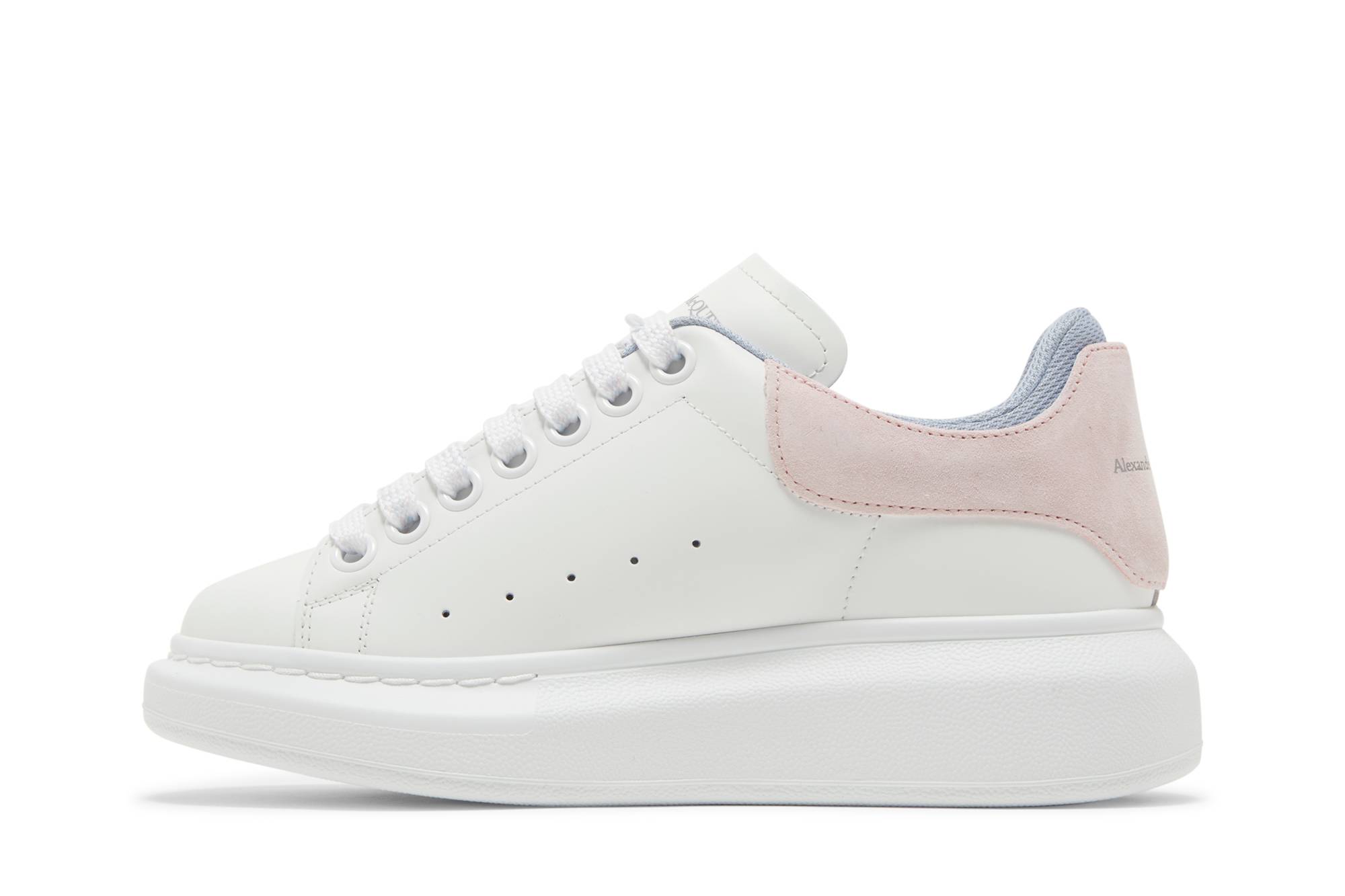 Lookbook (W) 알렉산더 맥퀸 오버사이즈 스니커즈 '더블 힐탭 - 화이트 파스텔 핑크' 697103WIBNT8874