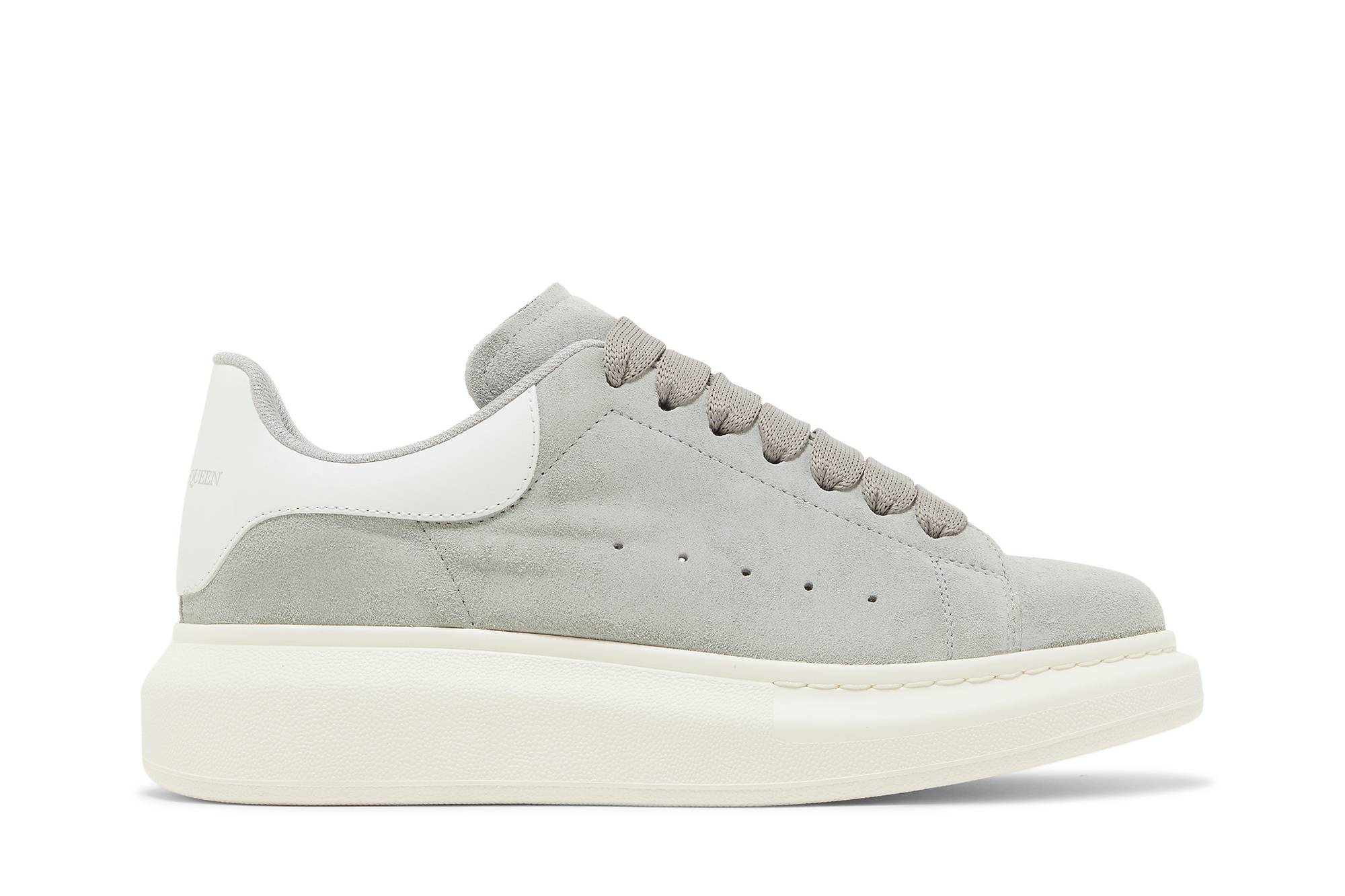 Buy (W) Alexander McQueen Oversized Sneaker 'Dove Grey' Kasut Lebar Kelabu Muda 650792-WIA51-1389