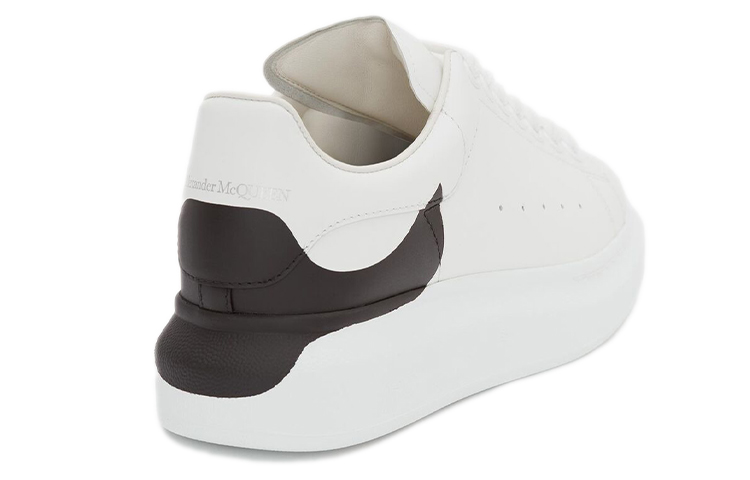 Shop (W) Alexander McQueen Zapatilla Oversized 'Drop Heel Counter Print - Blanco Negro' 650789-WHZ4U-9061