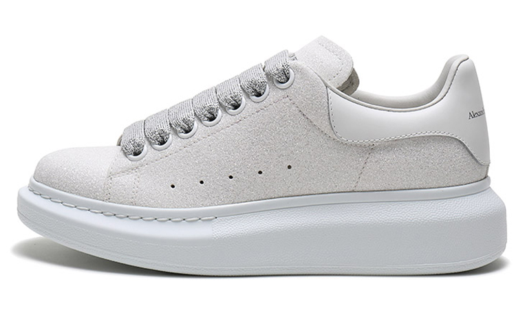 Buy (W) 알렉산더 맥퀸 오버사이즈 스니커즈 '글리터 - 크림' 558944W4LV19000