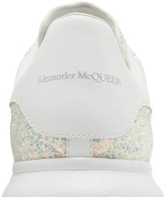 (W) 알렉산더 맥퀸 오버사이즈 실버 글리터 스니커즈 558944-W4SA1-8316 Sizing (W) 알렉산더 맥퀸 오버사이즈 실버 글리터 스니커즈 558944-W4SA1-8316