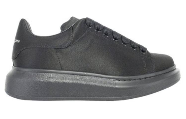 Order (W) Alexander McQueen Oversized Sneaker 'Triple Black' Lelaki Kasut Hitam Penuh 685667-W4ACZ-1000