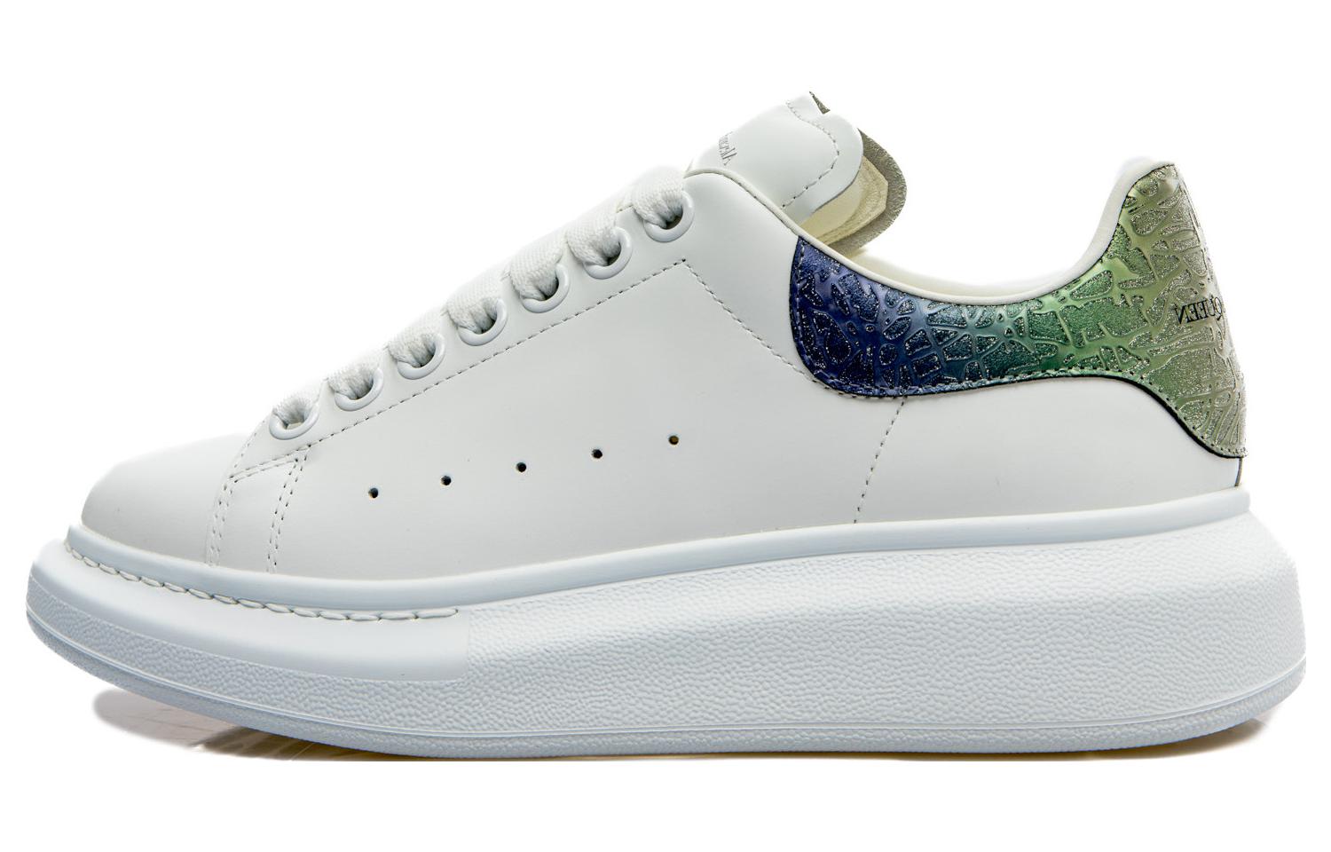 Buy (W) 알렉산더 맥퀸 오버사이즈 스니커즈 '화이트 오팔' 718232-WICYF-9487