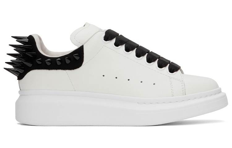 Order (W) Alexander McQueen Sepatu Oversized 'Putih Hitam' 676706-WIAFL-9061