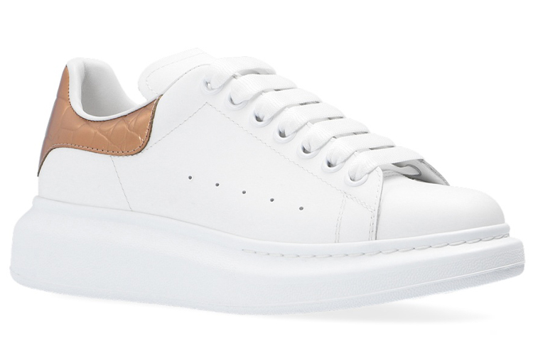 Lookbook (W) 알렉산더 맥퀸 오버사이즈 스니커즈 '화이트 브론즈 골드' 553770-WHYBQ-9053