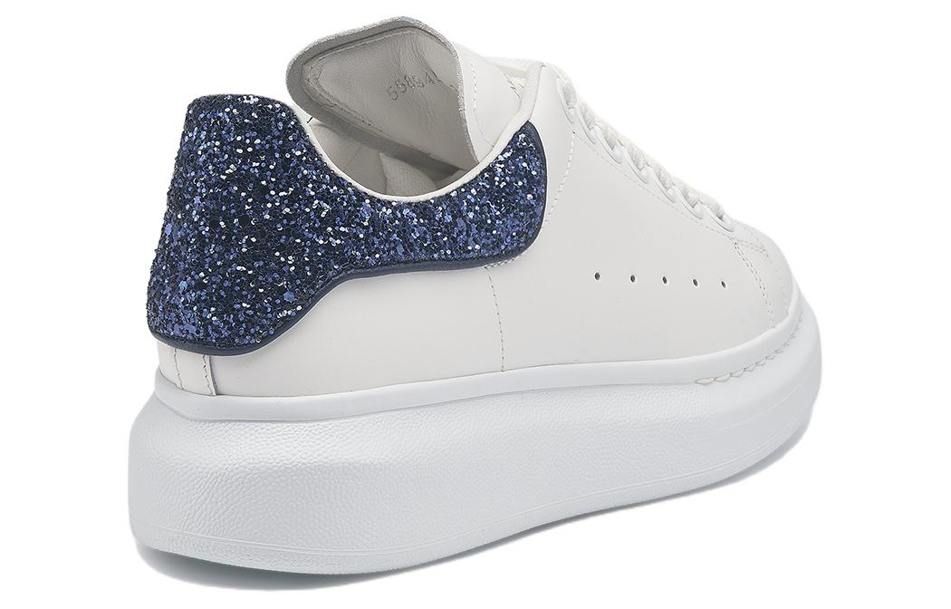 Lookbook (W) 알렉산더 맥퀸 오버사이즈 스니커즈 '화이트 네이비 글리터' 558945-WIA4Y-9095