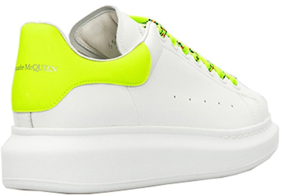 (W) 알렉산더 맥퀸 오버사이즈 스니커즈 (화이트/형광노랑) 553770-WHXM5-9179 Lookbook (W) 알렉산더 맥퀸 오버사이즈 스니커즈 (화이트/형광노랑) 553770-WHXM5-9179