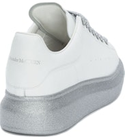 (W) Zapatillas Alexander McQueen Oversized 'Blanco Plata' 553770-WHWKV-9071 Lookbook (W) Zapatillas Alexander McQueen Oversized 'Blanco Plata' 553770-WHWKV-9071