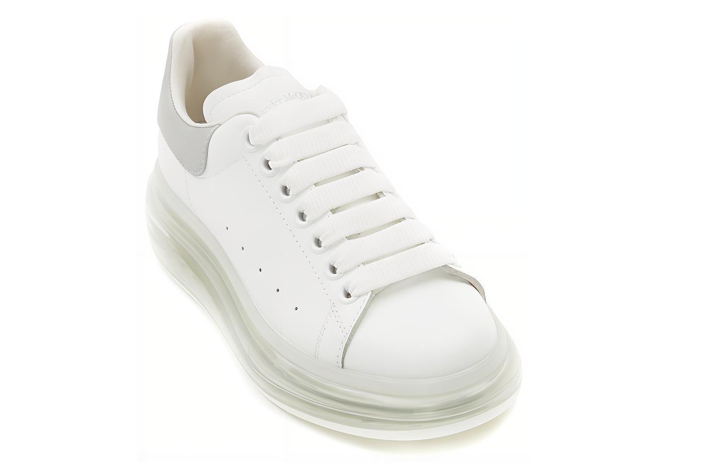 Shop (W) Alexander McQueen Sneakers 'Putih Silver' Berjantina Besar 666892-WIA4T-9058