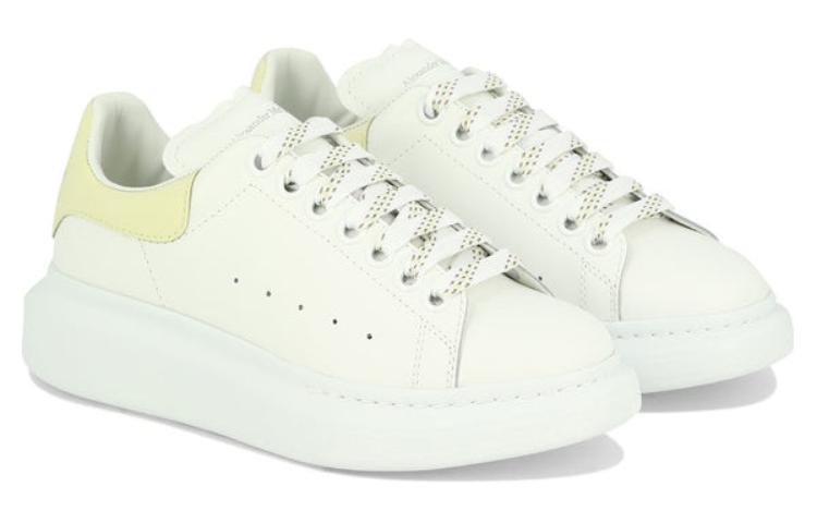 Shop (W) Alexander McQueen Oversized Sneaker 'Putih Anise' 718139-WHGP5-3523