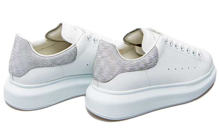 Purchase (W) 알렉산더 맥퀸 오버사이즈 스니커즈 (화이트 실버) 558945-WHZ4I-9071