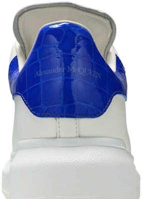 (W) Alexander McQueen Sepatu Oversized 'Putih Ultramarine' 553770-WIAF8-9407 Sizing (W) Alexander McQueen Sepatu Oversized 'Putih Ultramarine' 553770-WIAF8-9407