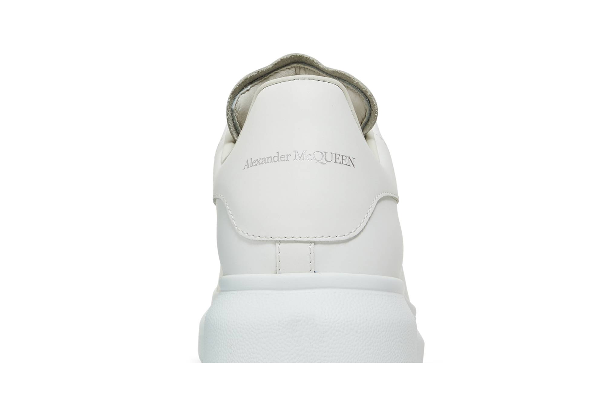 Sizing (W) Alexander McQueen Oversized Sneaker 'Putih Violet' 650791-WHZ4N-9104