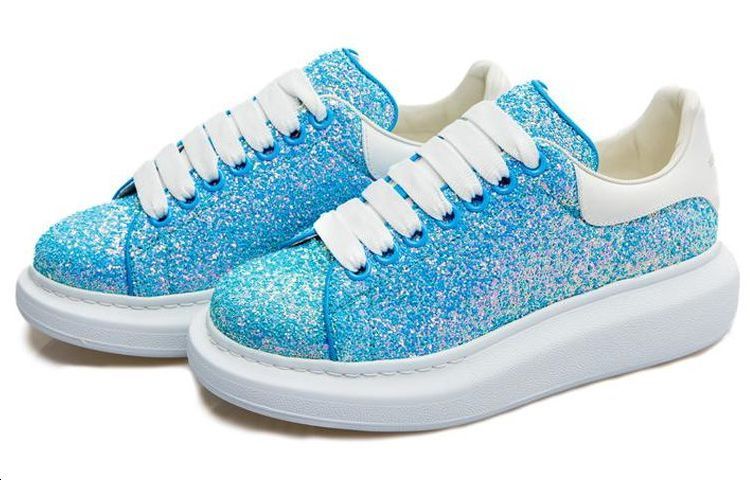 Shop (W) Alexander McQueen Sneakers Besar Glitter Biru 'Heavenly' 558944W4T634543