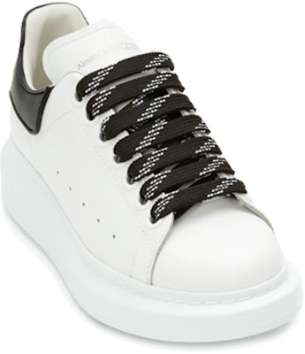 (W) Alexander McQueen Zapatos Oversized Blancos con Cordones Negros 621056WHXMT9034 Lookbook (W) Alexander McQueen Zapatos Oversized Blancos con Cordones Negros 621056WHXMT9034