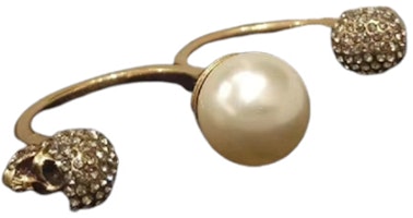 (Women) Alexander McQueen Pearl Skull Dual Wrap Brass Ring for Women. 734749I170A2375 (Women) Alexander McQueen Pearl Skull Dual Wrap Brass Ring for Women. 734749I170A2375