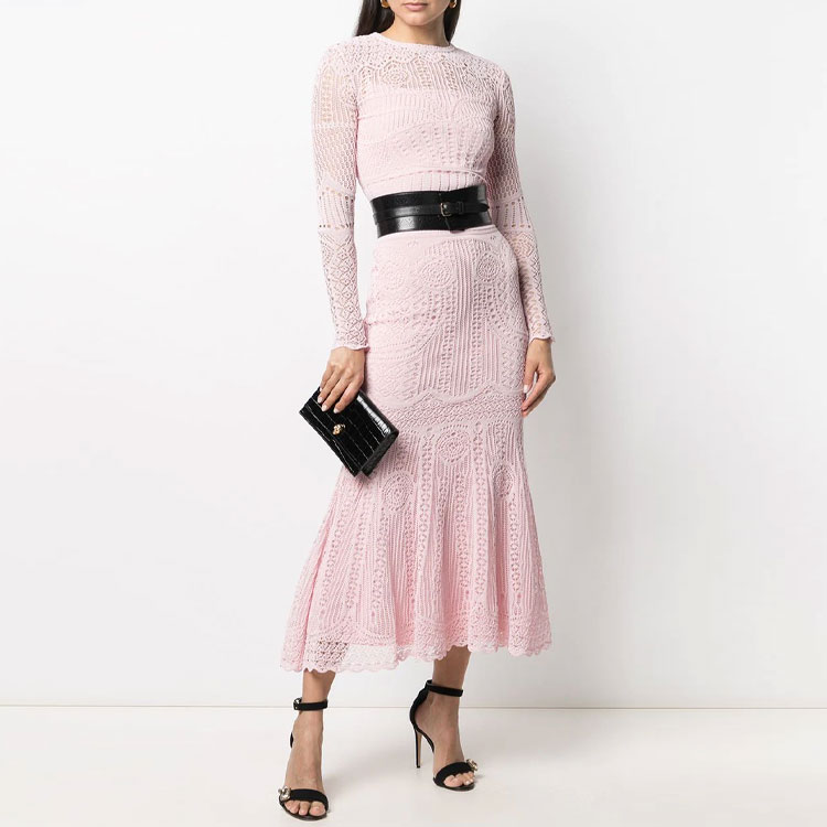 Lookbook (W) Alexander McQueen Baju Crewneck Lengan Panjang Mesh Knit Merah Jambu 650278-Q1ASD-5059