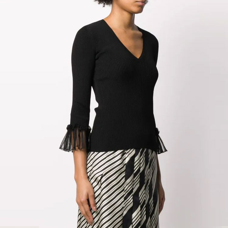 Shop (W) Alexander McQueen Baju Hitam Knit Lengan Panjang Wanita dengan Lipatan Manset 610766-Q1AM6-1000